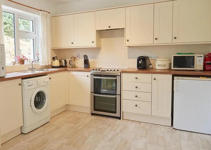 Seanacnoc Overlooking Bay Kenmare